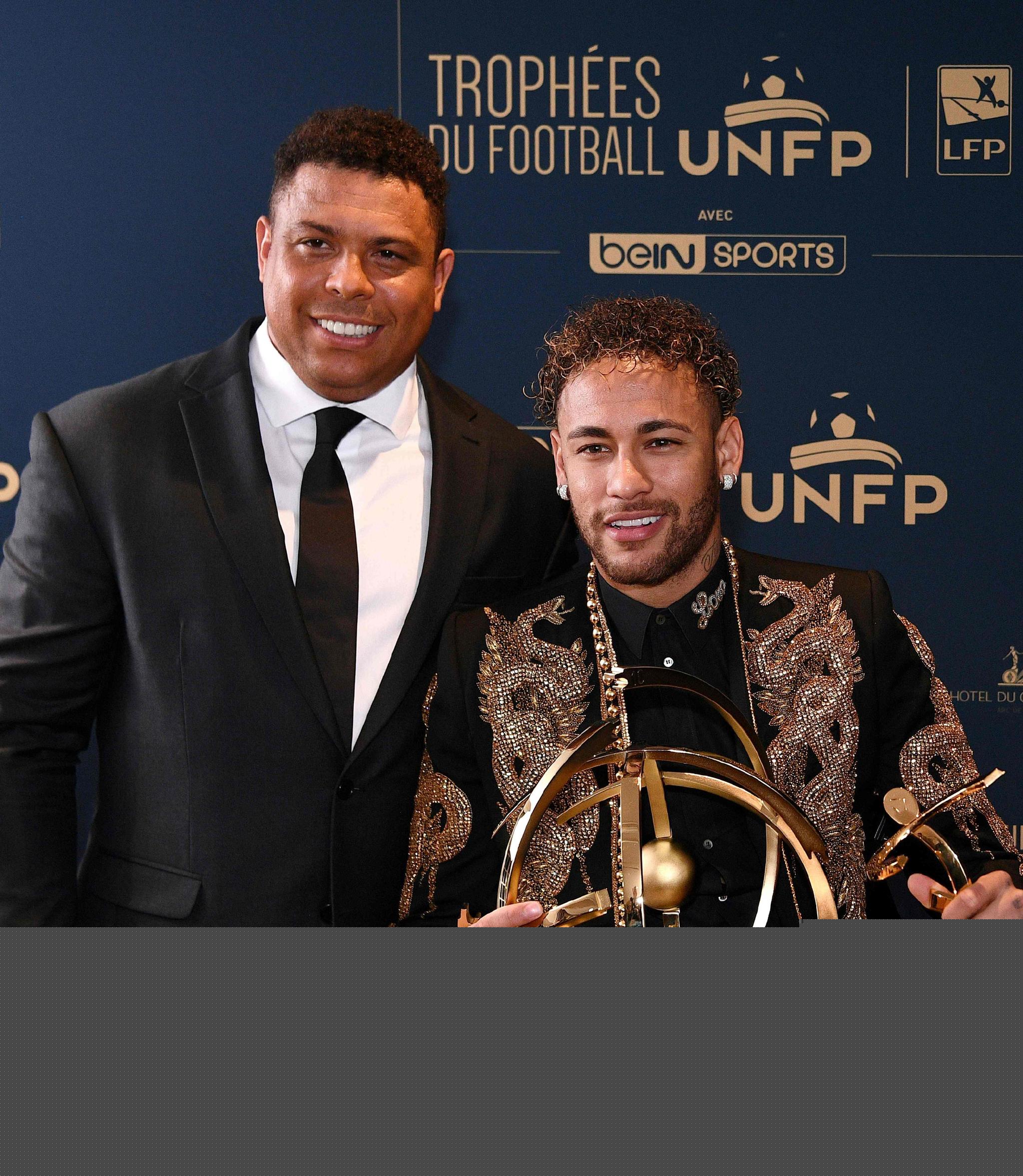 装配防火卷帘门步骤